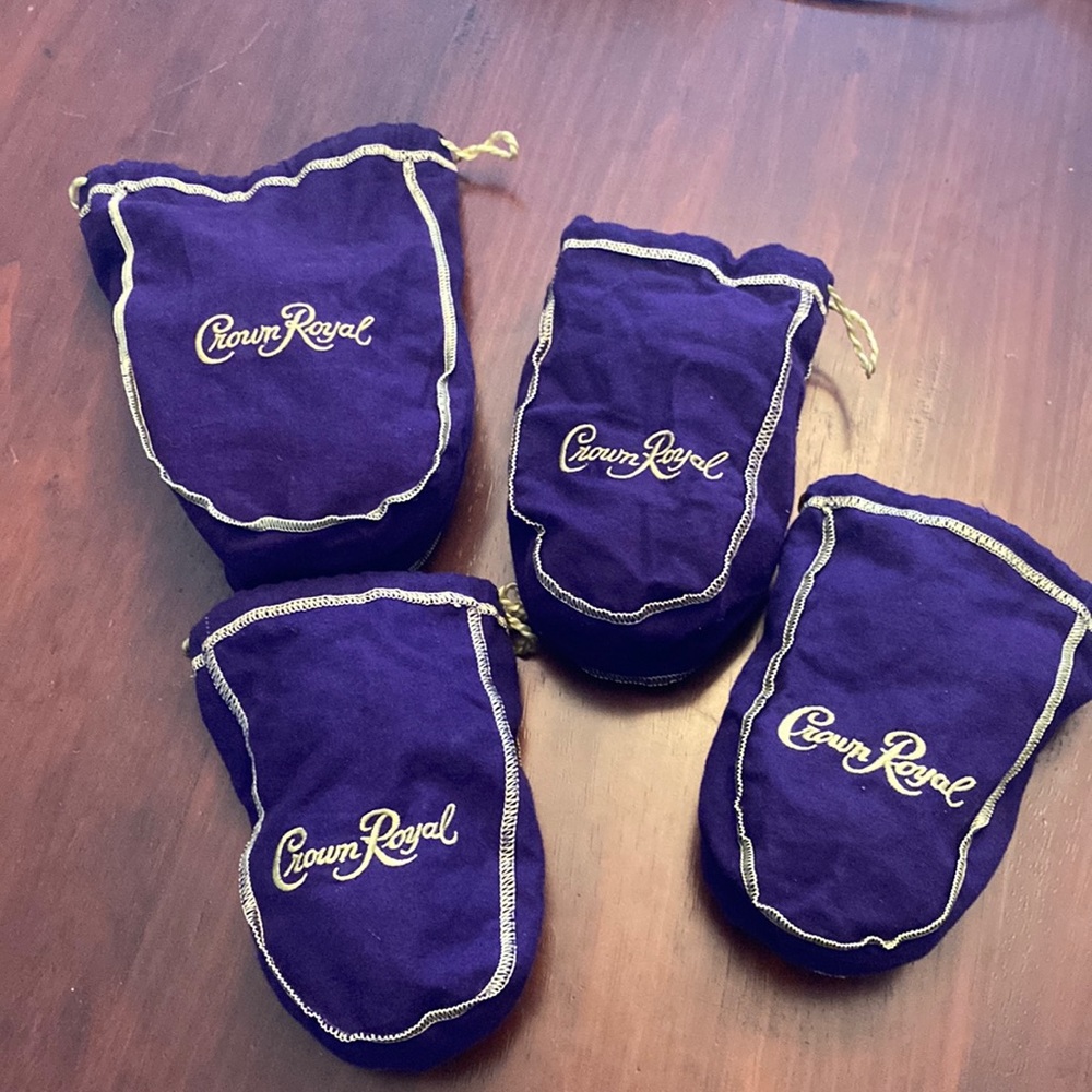 Crown Royal bags (5ct)